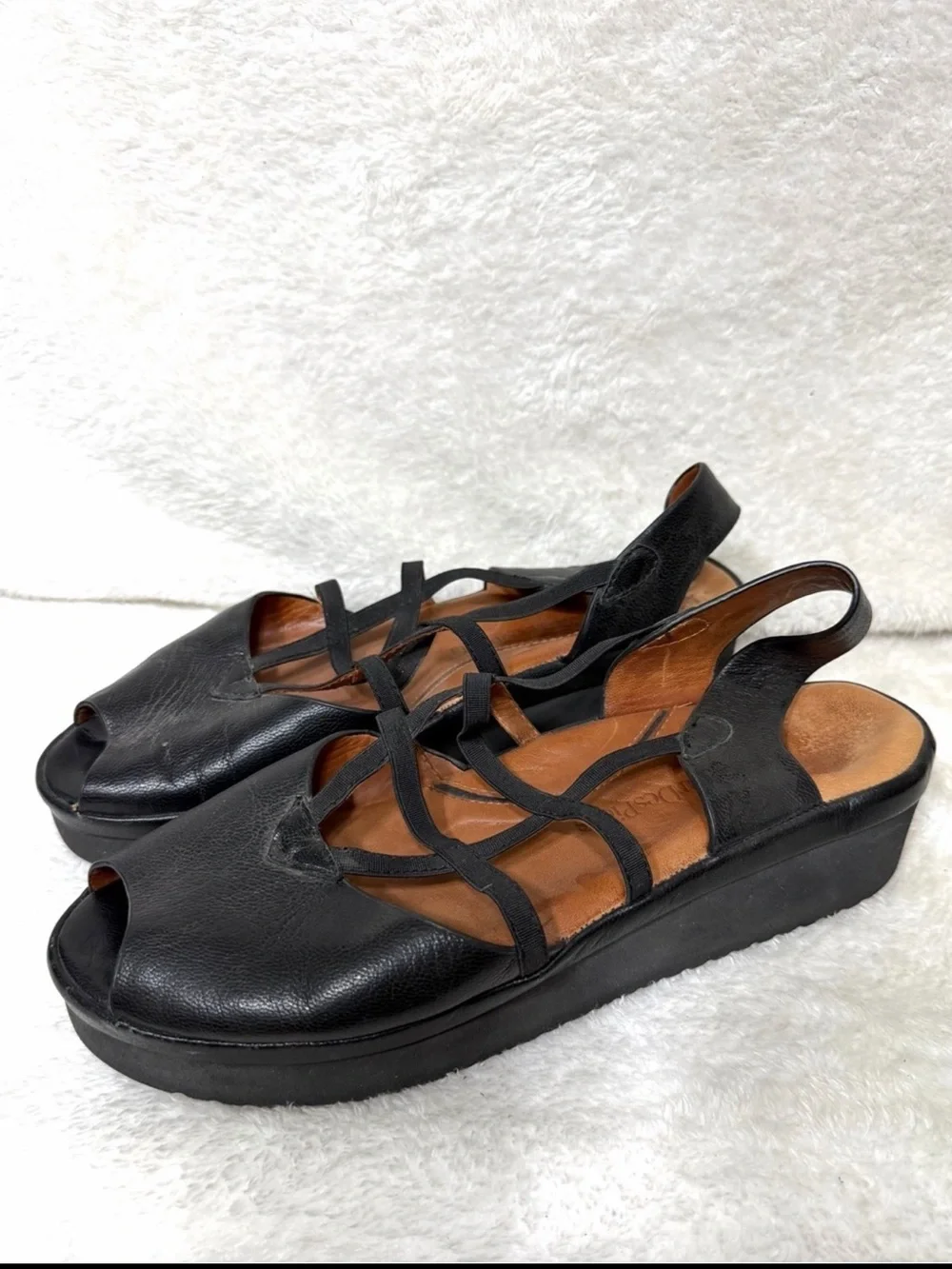 L’amour des pieds Adelais platform wedge sandals in black leather Size 10
